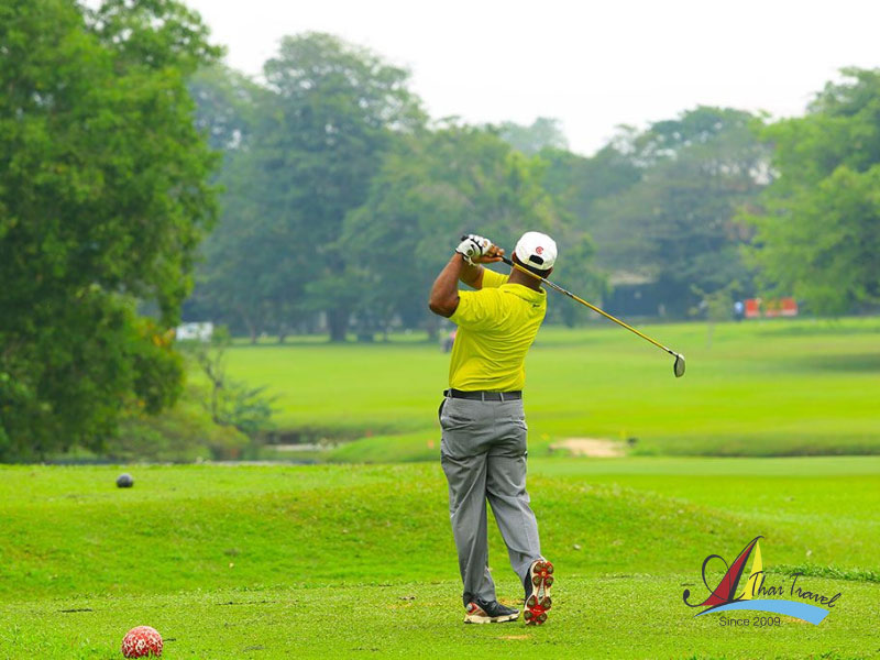 Royal Colombo Golf Club golf course has 18 holes and is designed in a classic style